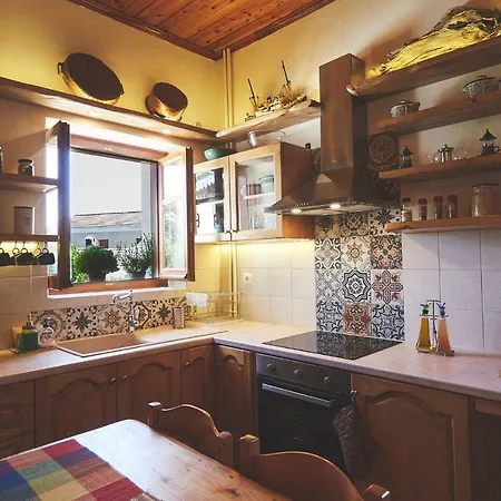 The Guund House شقة